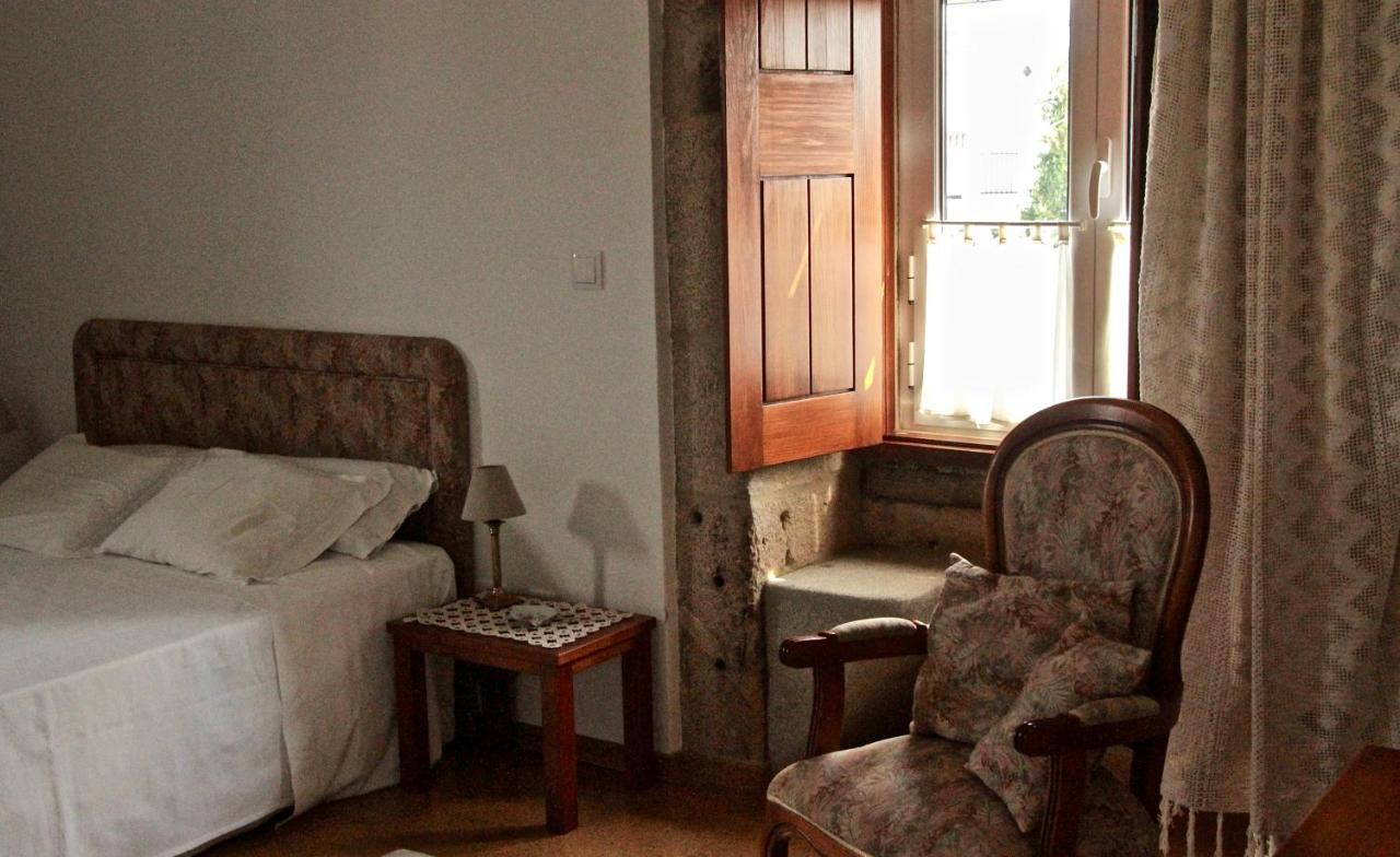 Casa Do Balcao Guest House Alcains Bagian luar foto
