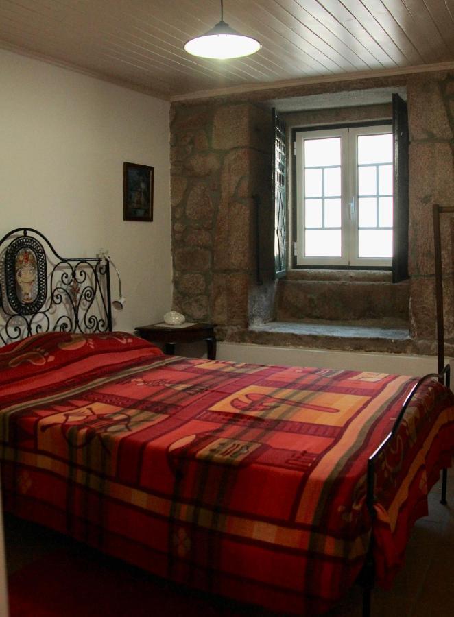 Casa Do Balcao Guest House Alcains Bagian luar foto