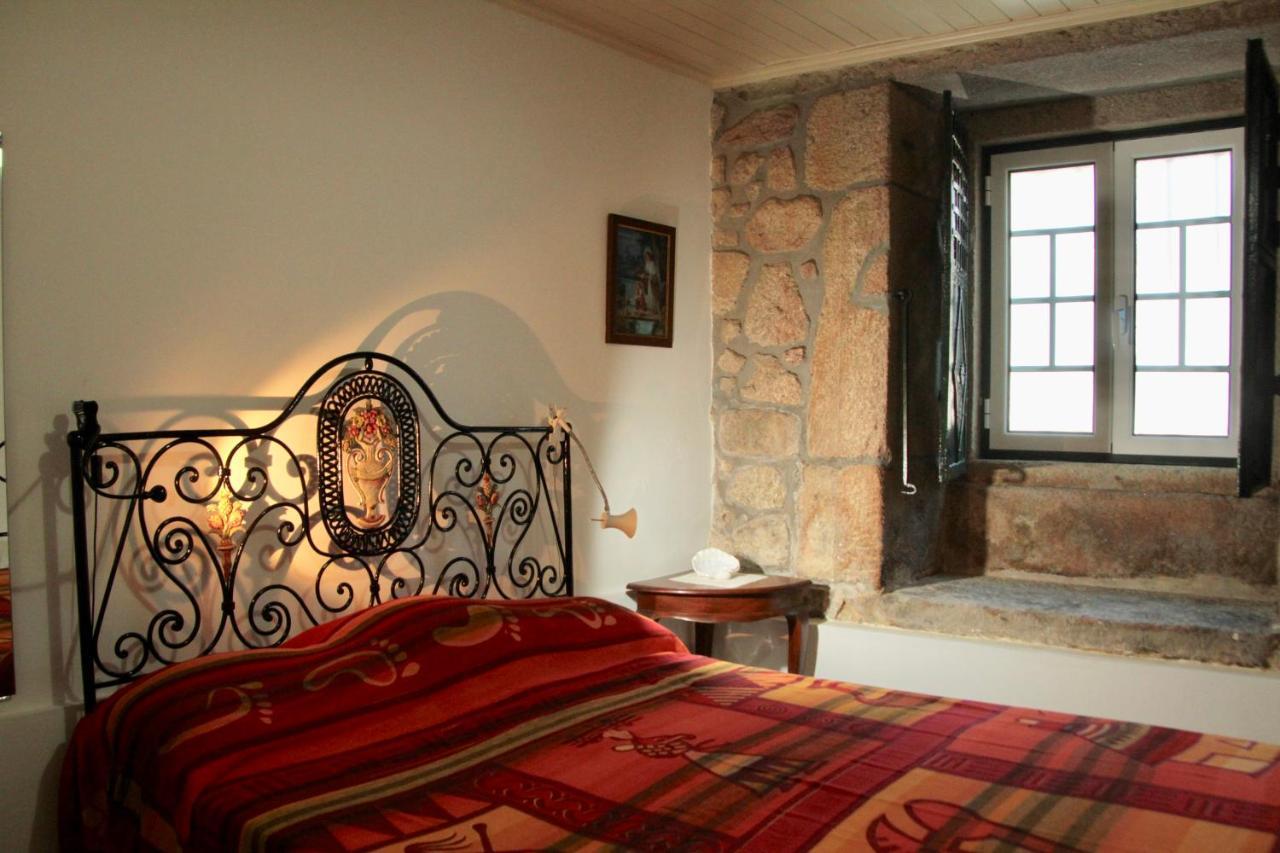 Casa Do Balcao Guest House Alcains Bagian luar foto