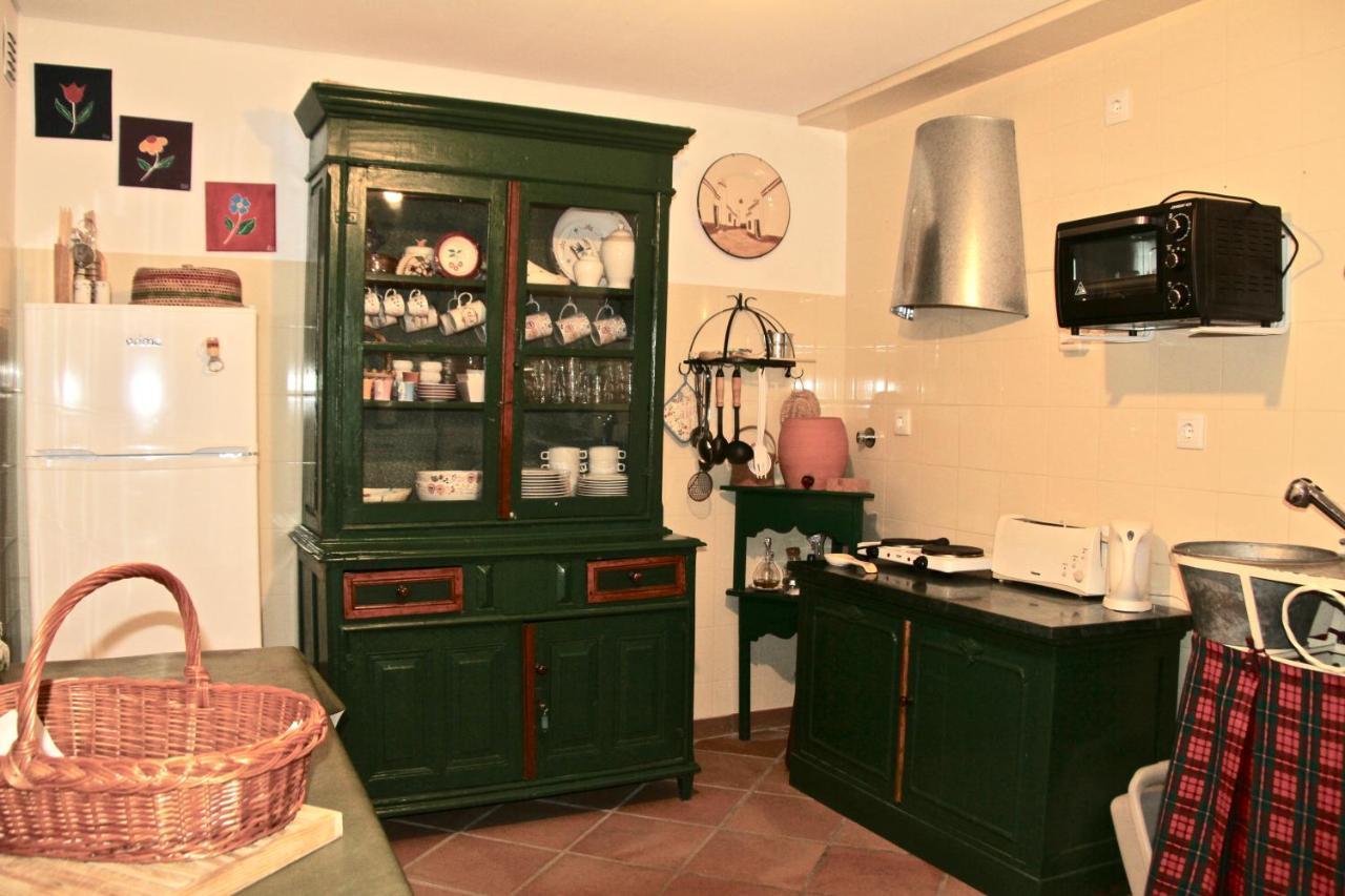 Casa Do Balcao Guest House Alcains Bagian luar foto
