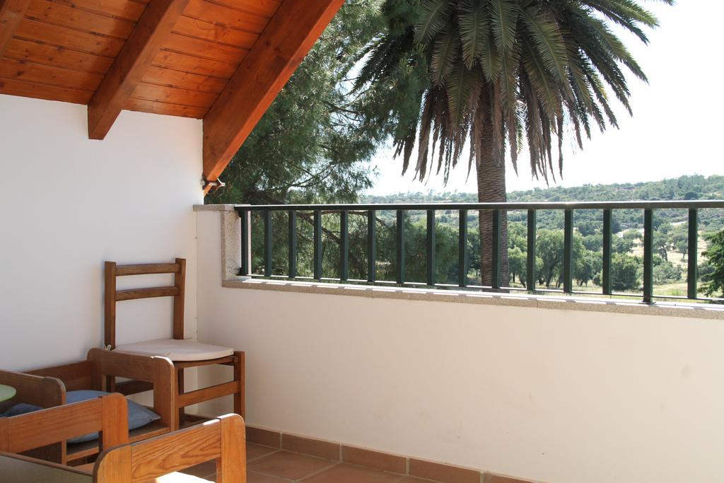 Casa Do Balcao Guest House Alcains Bagian luar foto